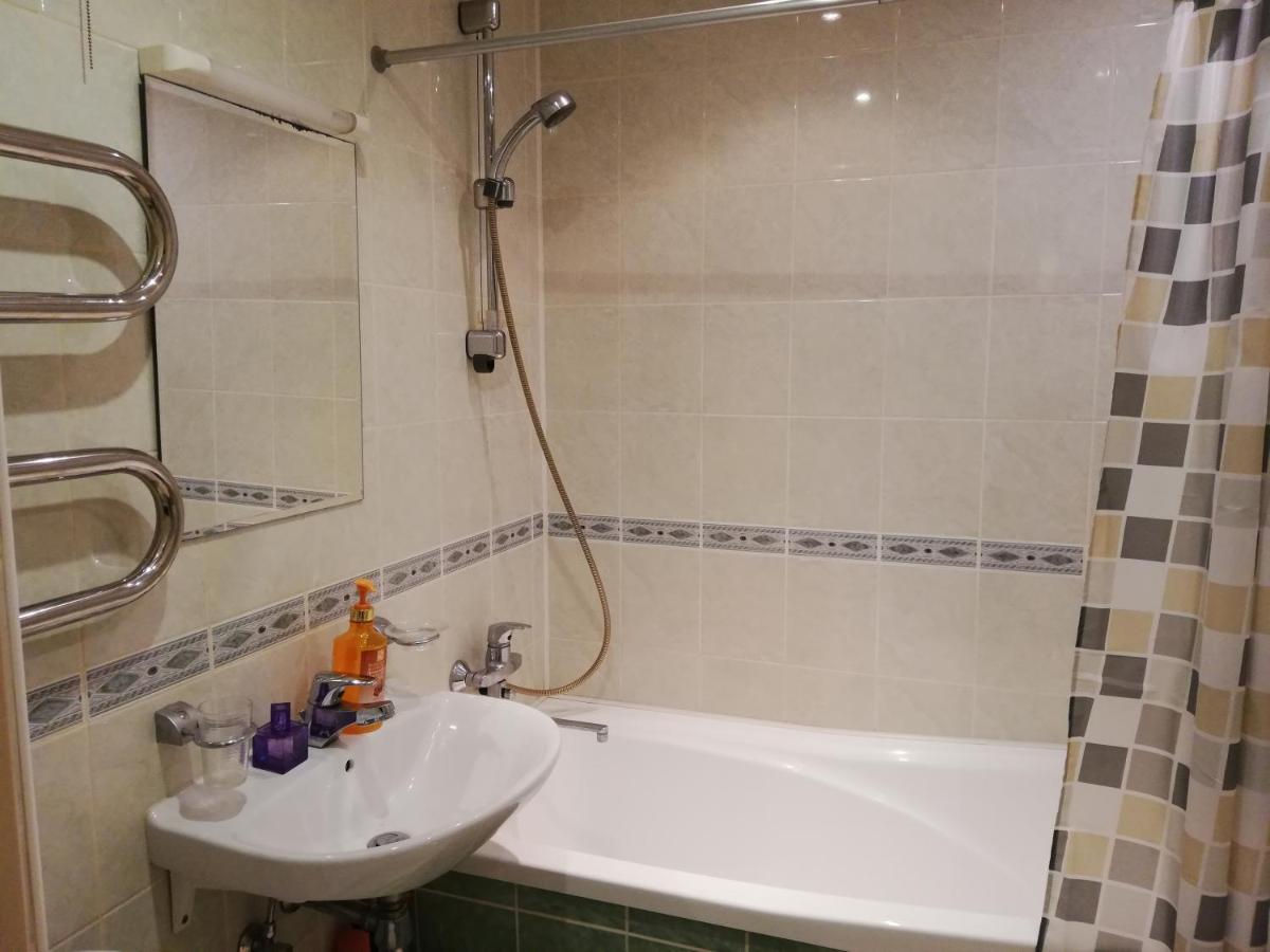 15 Minutes From The Beach And City Center 7 Minutes From The Airport Riga Buitenkant foto