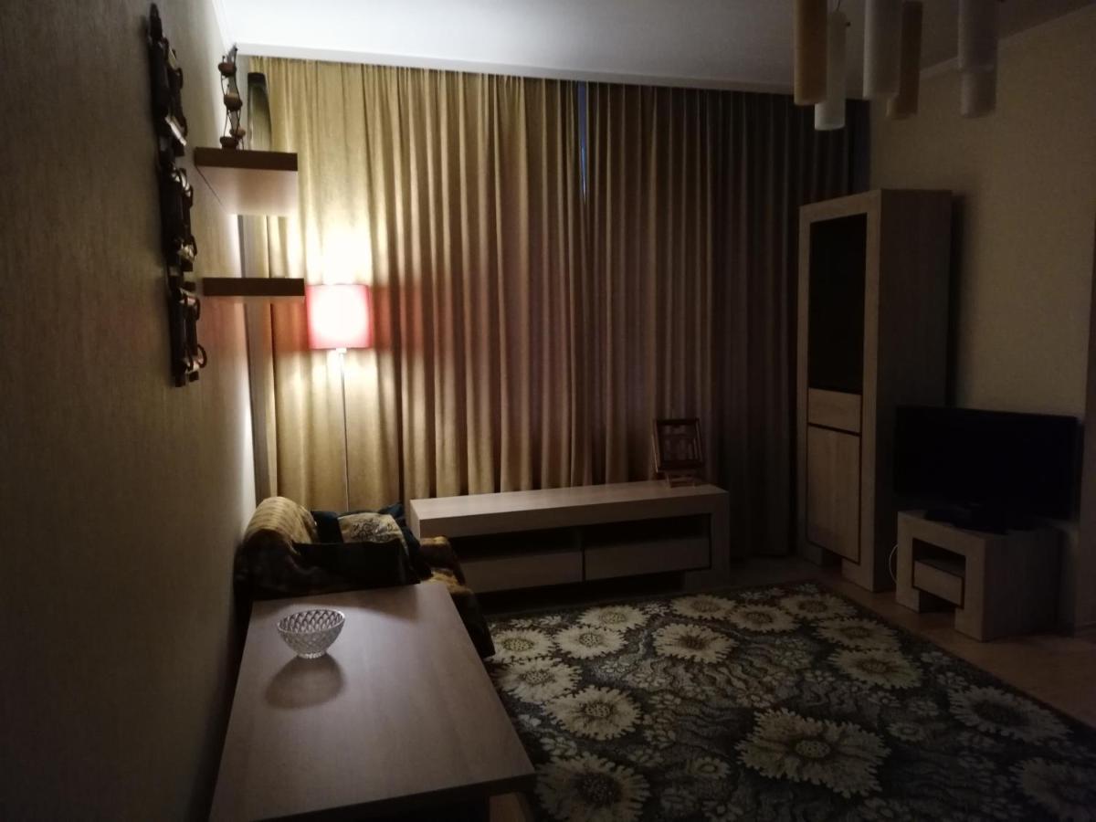 15 Minutes From The Beach And City Center 7 Minutes From The Airport Riga Buitenkant foto