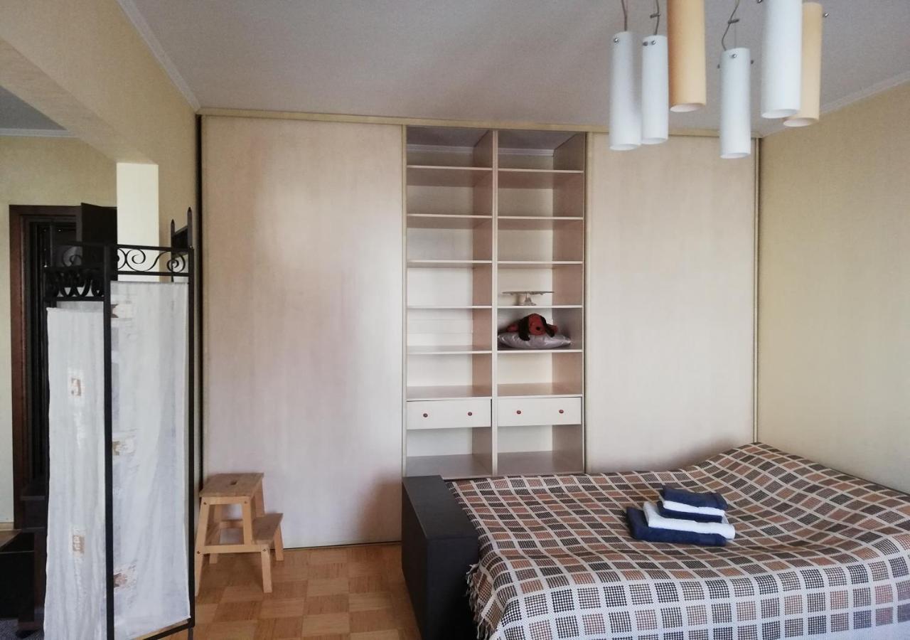 15 Minutes From The Beach And City Center 7 Minutes From The Airport Riga Buitenkant foto